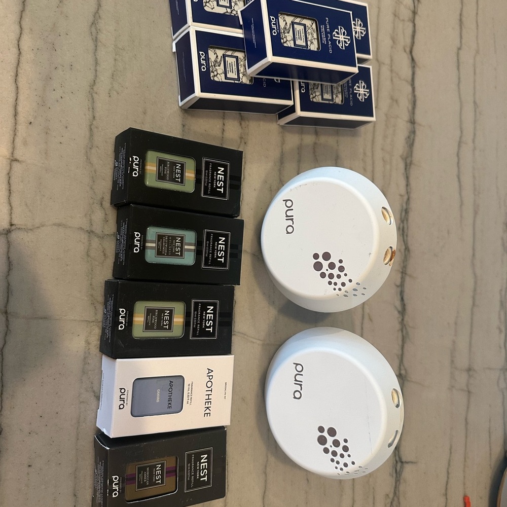 Pura White Smart Home Fragrance Diffuser